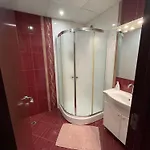 Riverside 1 With Free Parking Apartment *