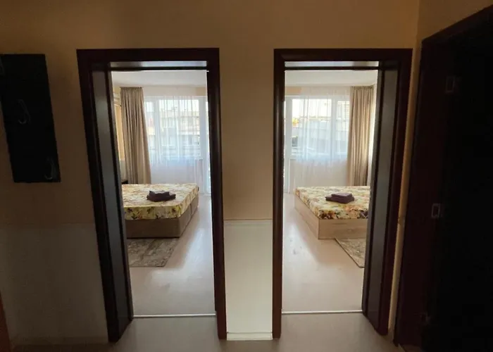 Riverside 1 With Free Parking